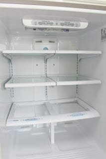 كيفية تنظيف الثلاجة