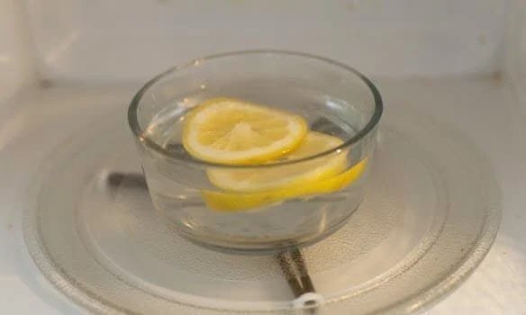 تنظيف فرن الميكروويف