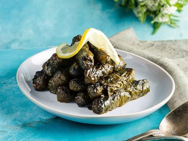 محشي السلق بزيت الزيتون